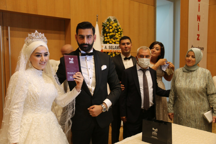 Elif ve Yavuz bir ömür boyu mutluluğa EVET dedi