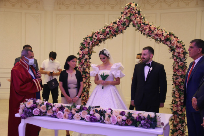 Gülsen ile Recep Ali'nin Görkemli Karadeniz Düğünü