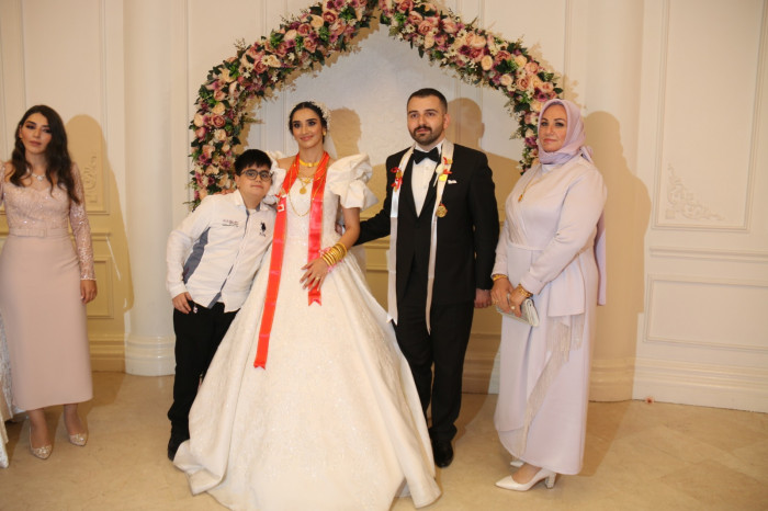 Gülsen ile Recep Ali'nin Görkemli Karadeniz Düğünü