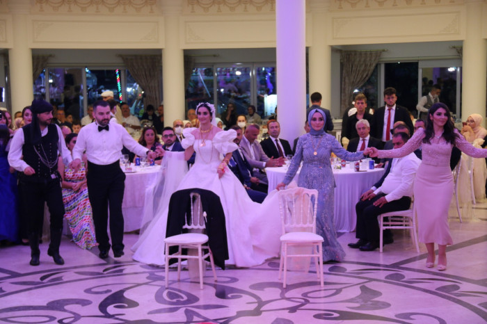 Gülsen ile Recep Ali'nin Görkemli Karadeniz Düğünü