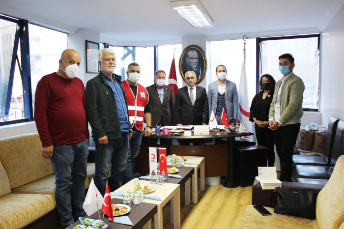 Kaymakam Zekeriya Güney Kızılay'ı ziyaret etti