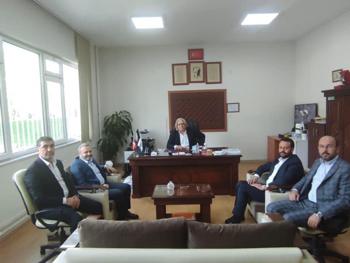 AK Teşkilat Cuma Sabahı Kahvaltısında Telsiz’deydi