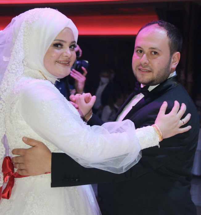 GÜNDEM Emirhan & Kübra Nur’un düğününde izdiham yaşandı