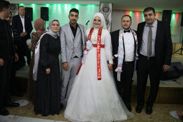 GÜNDEM Emirhan & Kübra Nur’un düğününde izdiham yaşandı
