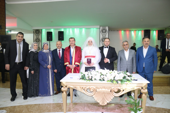 GÜNDEM Emirhan & Kübra Nur’un düğününde izdiham yaşandı