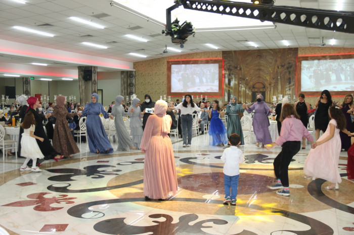 GÜNDEM Emirhan & Kübra Nur’un düğününde izdiham yaşandı