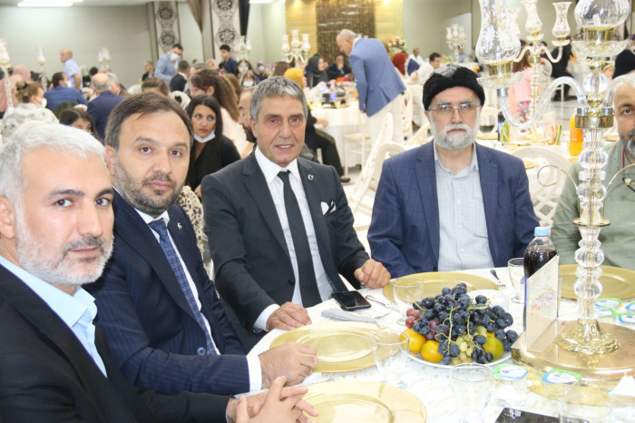 GÜNDEM Emirhan & Kübra Nur’un düğününde izdiham yaşandı