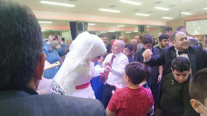GÜNDEM Emirhan & Kübra Nur’un düğününde izdiham yaşandı