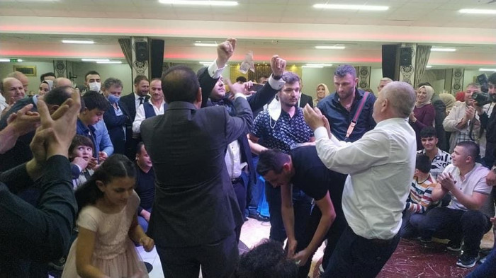 GÜNDEM Emirhan & Kübra Nur’un düğününde izdiham yaşandı