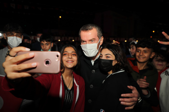 Cumhuriyet Konseri’nde ‘Millet Bahçesi’ Sürprizi