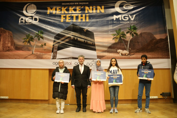 Mekke'nin fethinin 1392. yıl dönümü Zeytinburnu’nda kutlandı