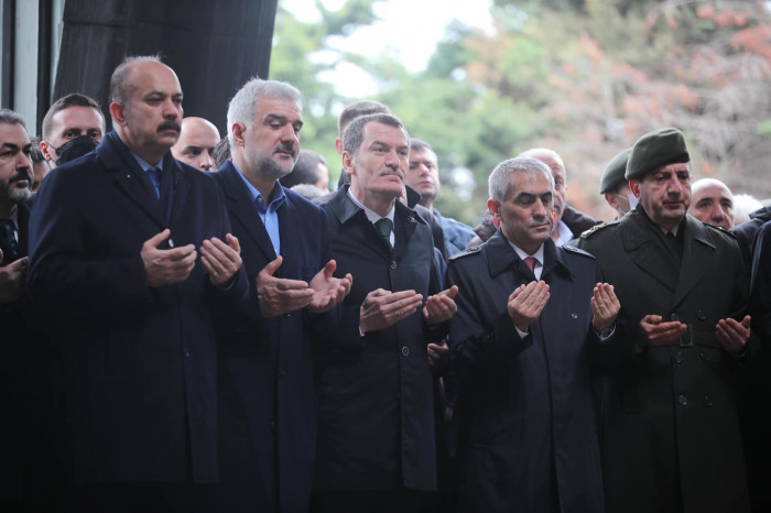 Özal ölümünün 29. yıl dönümünde mezarı başında anıldı