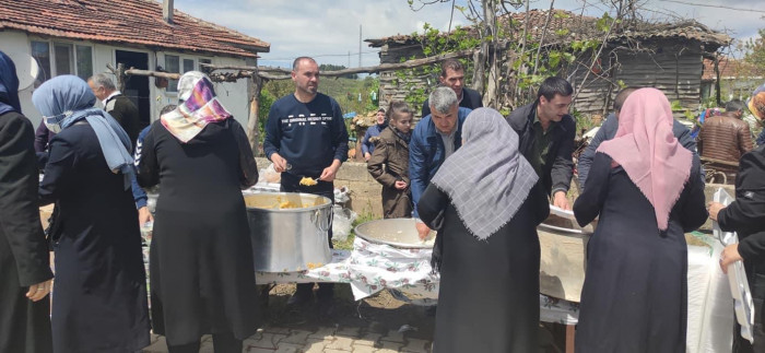 Balıkesir Hodul Köyünde 4 Bin Kişi Hayır yemeğinde buluştu