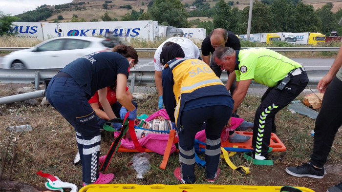 Giresun'dan Zeytinburnu'na dönen aile kaza yaptı