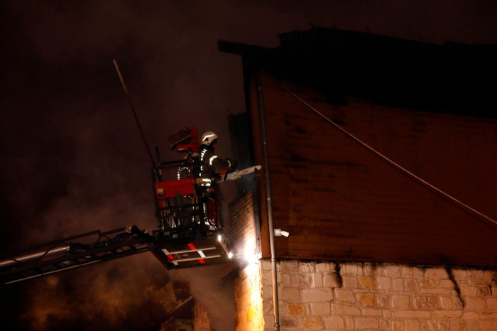 Tarihi Merkezefendi Fırını alev alev yandı