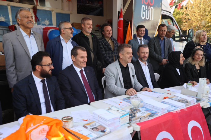 Başkan Arısoy Yüz Yüze 100 Gün programı ile Bakırköy'de sahaya indi