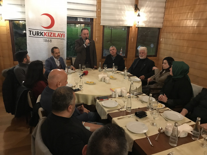 Kızılay Zeytinburnu Şubesinin Yeni Yönetiminin Tanışma Yemeği