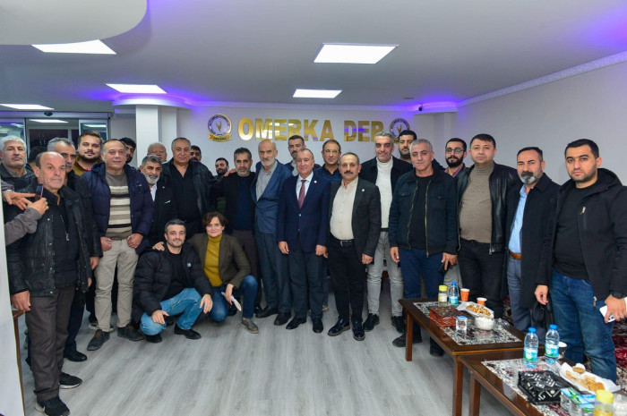 CHP İl başkanı Kaftancıoğlu Zeytinburnu'na çıkarma yaptı