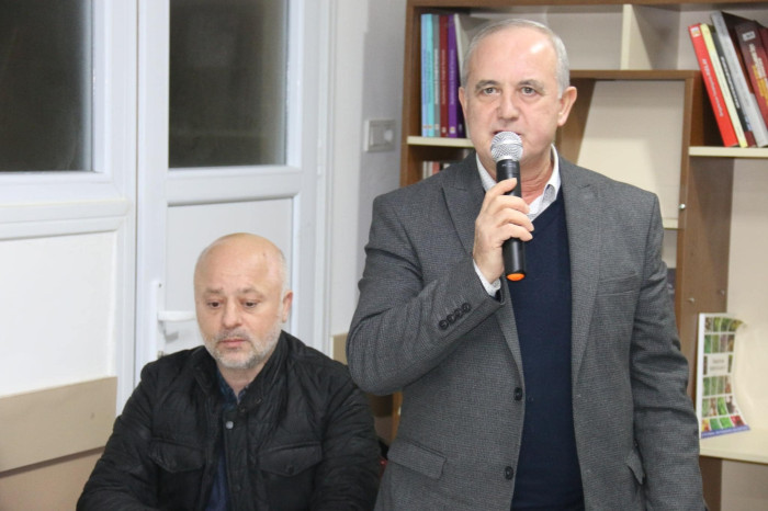 İZEDEF’ten Deprem Bölgesine 4 TIR Yardım 