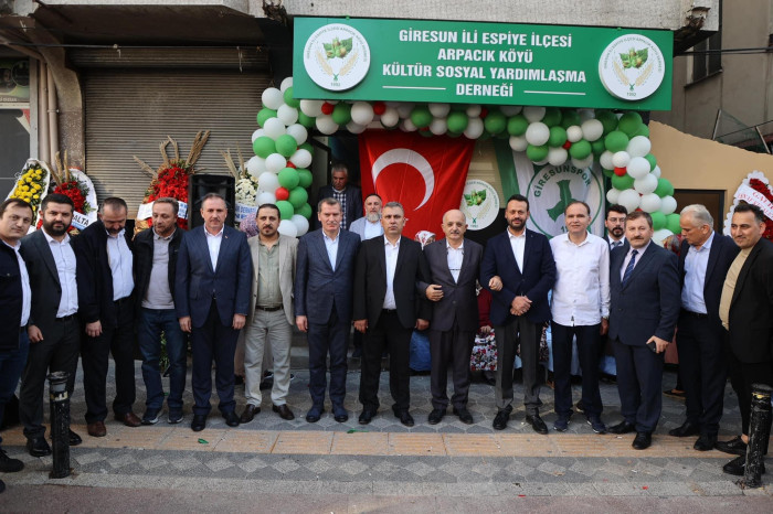 Zeytinburnu Arpacık Köyü Derneği yeni yerinde hizmete açıldı 