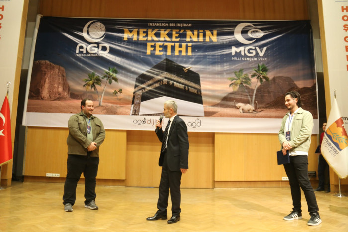 Mekke'nin fethinin 1392. yıl dönümü Zeytinburnu’nda kutlandı