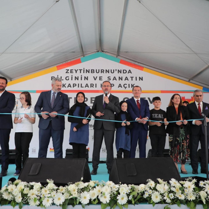 Zeytinburnu Maltepe Mahallesinde 8. Bilgi Evi hizmete açıldı