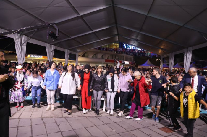 Zeytinburnu 18. Yöresel Günler Final 'Karadeniz Gecesi'