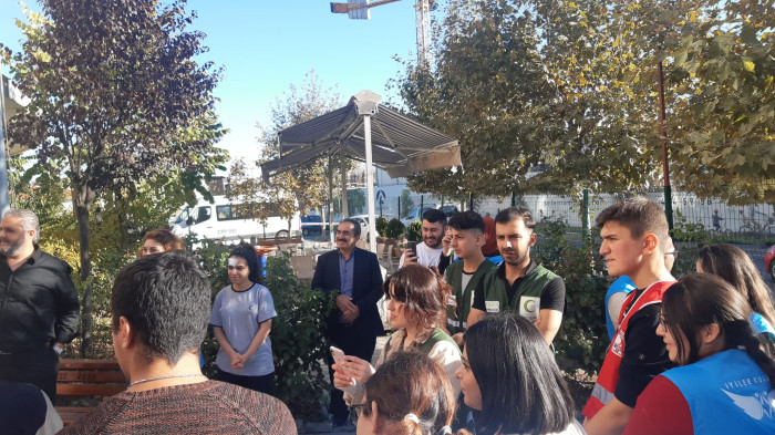 Zeytinburnu Semiha Şakir Huzurevinde renkli görüntüler