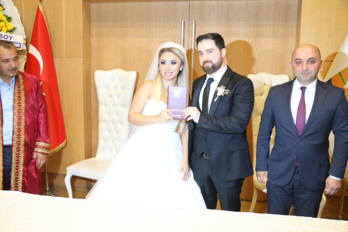 Mervenur ile Tarık bir ömür mutluluğa Evet dedi