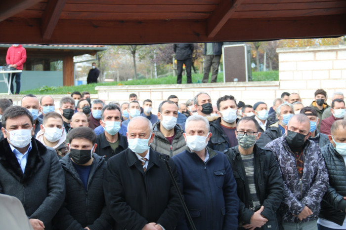 Duayen Gazeteci Mehmet Alpay gözyaşları arasında toprağa verildi