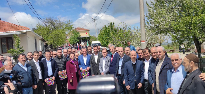 Balıkesir Hodul Köyünde 4 Bin Kişi Hayır yemeğinde buluştu