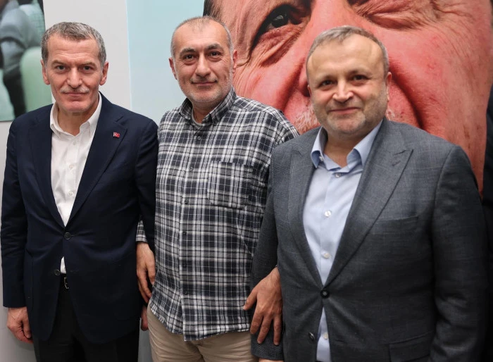 AK Parti Deneyimli Mahalle başkanlarıyla istişare etti