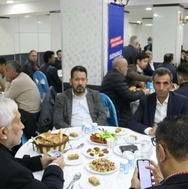 Saadet Partisi’nin Zeytinburnu iftarında izdiham vardı