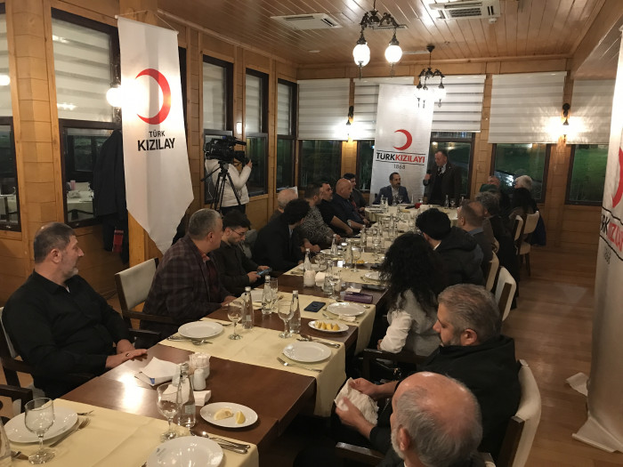 Kızılay Zeytinburnu Şubesinin Yeni Yönetiminin Tanışma Yemeği