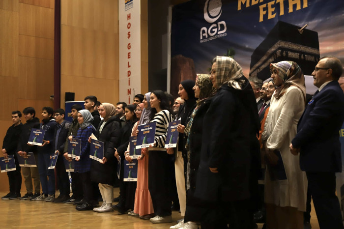 Mekke'nin fethinin 1392. yıl dönümü Zeytinburnu’nda kutlandı