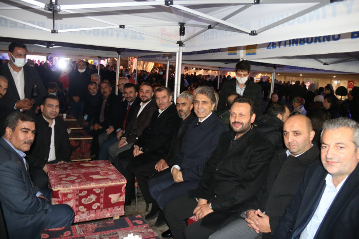 17’inci Yöresel Günlerde Diyarbakırlılardan Burma Kadayıf ikramı