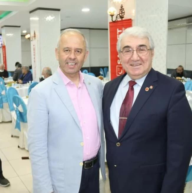 Saadet Partisi’nin Zeytinburnu iftarında izdiham vardı