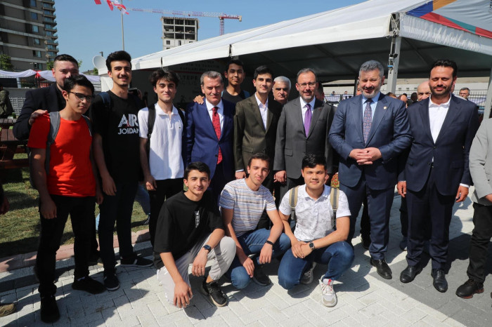 Zeytinburnu Maltepe Mahallesinde 8. Bilgi Evi hizmete açıldı