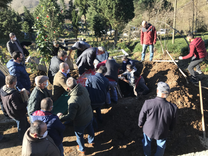 Naciye Ergün genç yaşta toprağa verildi