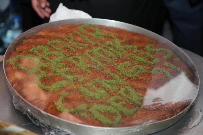 17’inci Yöresel Günlerde Diyarbakırlılardan Burma Kadayıf ikramı