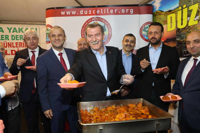 Düzceliler Yöresel Günlere Kabak Tatlısıyla renk kattı