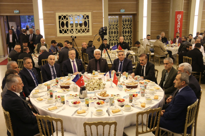 ZETSİAD iftarda Tekstil sektörünü buluşturdu