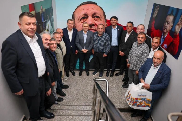 AK Parti Deneyimli Mahalle başkanlarıyla istişare etti