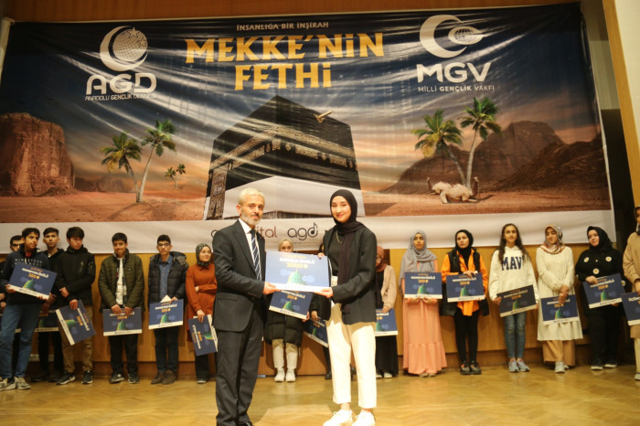 Mekke'nin fethinin 1392. yıl dönümü Zeytinburnu’nda kutlandı