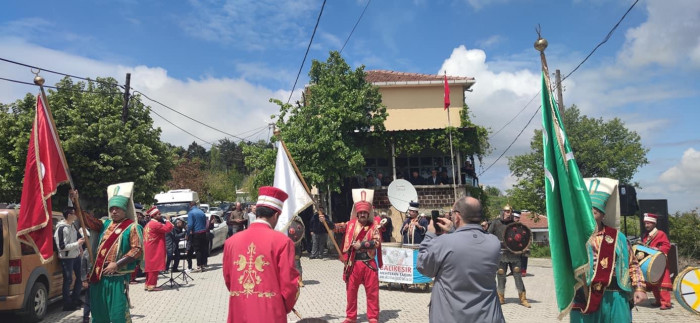 Balıkesir Hodul Köyünde 4 Bin Kişi Hayır yemeğinde buluştu