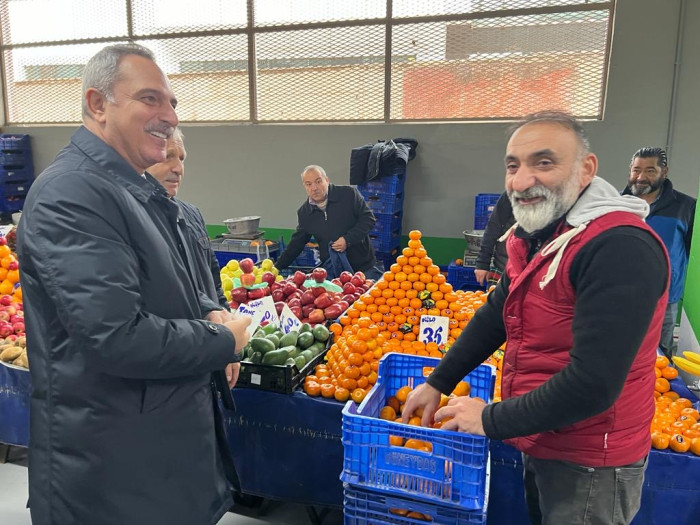 Zeytinburnu Modern Kapalı Pazarında İlk GÜN