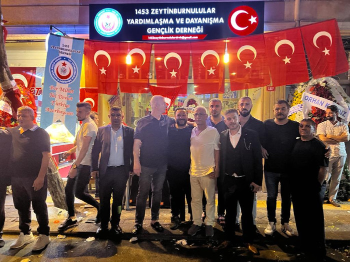 1453 Zeytinburnulular Derneğine görkemli açılış