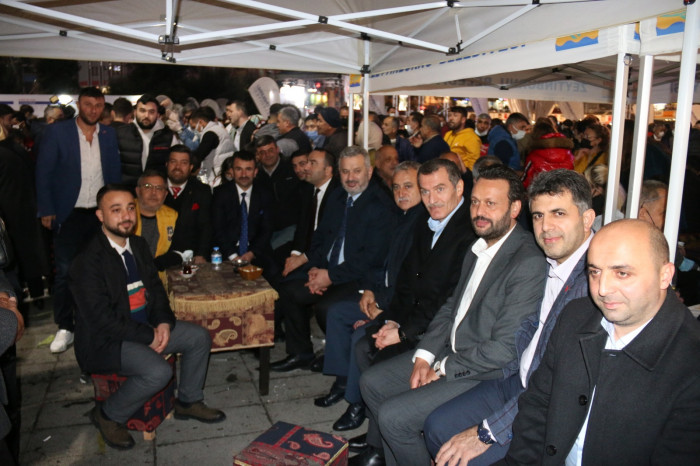 Yöresel Günlerde Samsunlulardan Mısır ve Pide ikramı