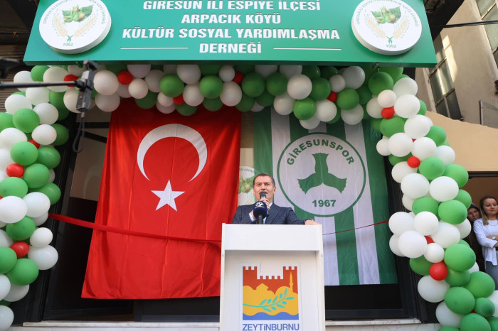 Zeytinburnu Arpacık Köyü Derneği yeni yerinde hizmete açıldı 