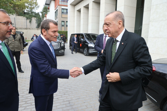 Cumhurbaşkanı Erdoğan, Zeytinburnu millet bahçesi ve buz pistini hizmete açtı